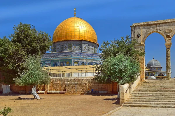 Cúpula de la Roca en el Monte del Templo, Jerusalén — Foto de Stock