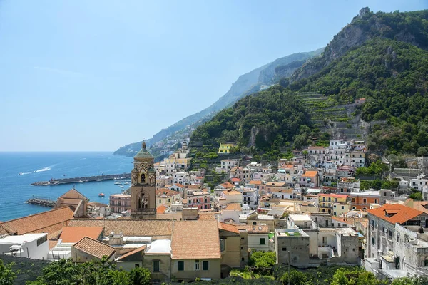 Schilderachtig landschap Amalfi, Golf van Salerno, Italië — Stockfoto