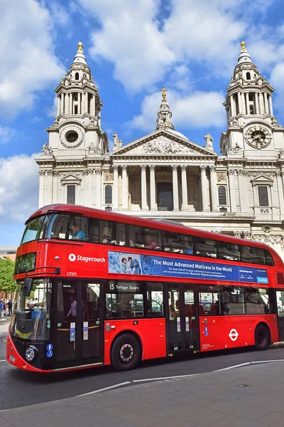 Londra'daki St. paul Katedrali