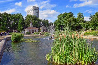 İtalyan bahçeleri Londra Hyde Park'ta