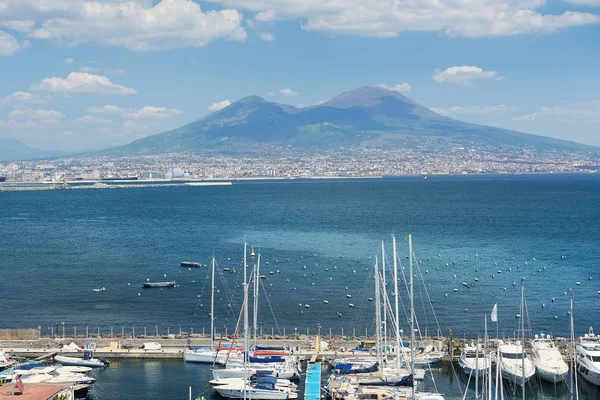 muhteşem görünüm Vezüv Yanardağı, Napoli Körfezi, İtalya
