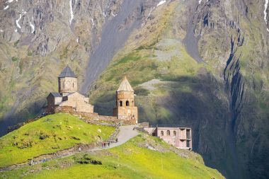 Gürcistan'daki Gergeti Trinity Kilisesi