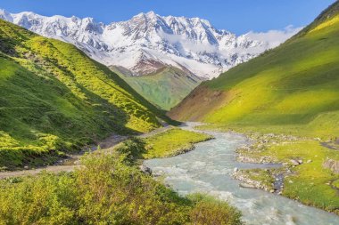 dağ manzarası üst Svaneti, Gürcistan