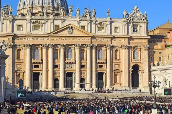 Città Del Vaticano Vaticano Roma Italia Gennaio Persone Sono Radunate — Foto Stock