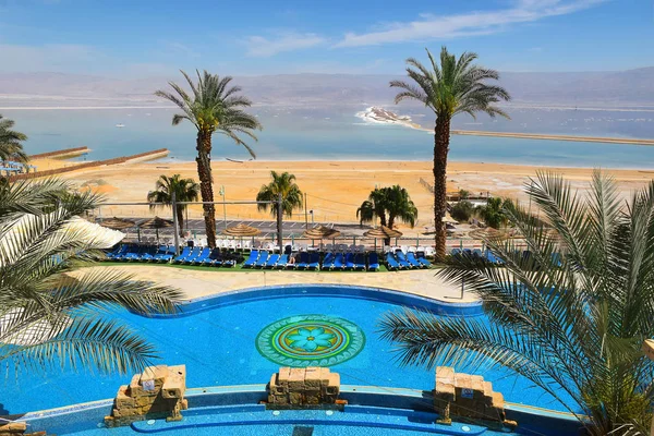 Dead Sea, Ein Bokek, bir çare İsrail kıyısında pitoresk manzaraya