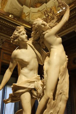 Rome, İtalya - 25 Ocak 2018: Romantik heykel grubu Apollo ve Daphne, ünlü heykeltıraş Gian Lorenzo Bernini tarafından başyapıt