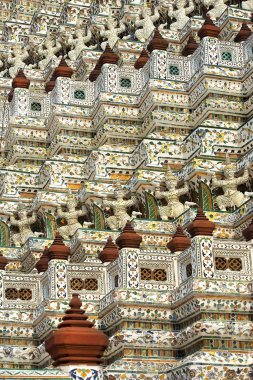 Wat Phra Kaew (Keo), Grand Palace bileşim, Bangkok, Tayland bulunan Emerald Buda Tapınağı