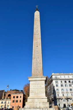 Roma, Laterano 'daki Piazza San Giovanni' deki Mısırlı Obelisk Roma 'daki en uzun dikilitaş ve dünyanın en büyük antik Mısır dikilitaşıdır.