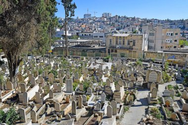 Nasıra, İsrail - 21 Aralık 2019: Eski İsrail 'in Nasıra kentindeki Müslüman mezarlığı