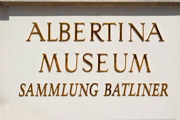 Vienna Austria May 2019 Inscription Gold Letters Facade Albertina Art — Stock Photo, Image