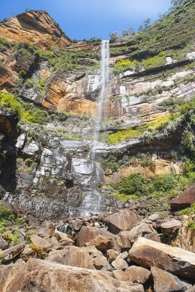 Govetts Leap Falls Bridal Veil Falls Που Κατεβαίνει Στην Κοιλάδα — Φωτογραφία Αρχείου