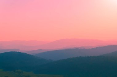 Sunset Hill dağlar görünümünde