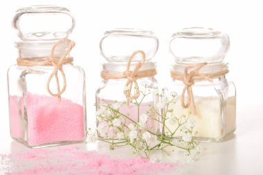 Farklı kokuları ile banyo için doğal kozmetik