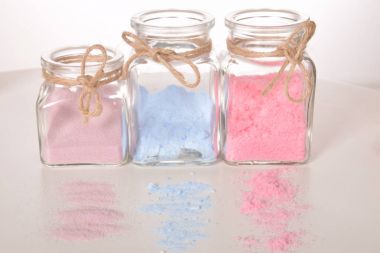 Farklı kokuları ile banyo için doğal kozmetik