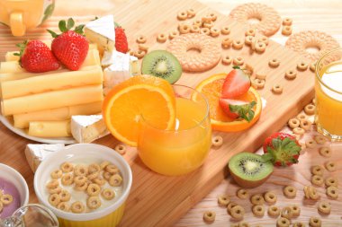 Yoğurtlu Mısır gevreği