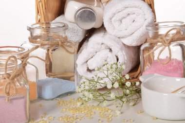 Yenileme banyo tuzu,