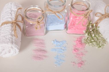 Yıkanmak için çiçek tuz