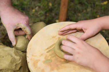 Şahsen yapılır kil tencere