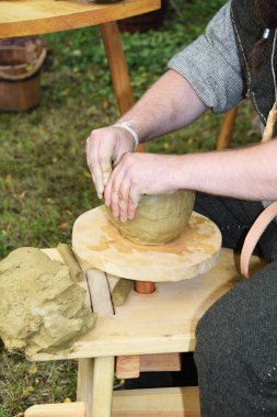 Şahsen yapılır kil tencere