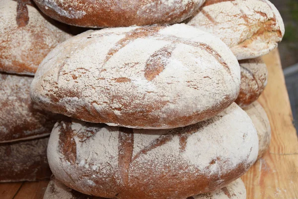 Taze somun somun büyük Piramidi