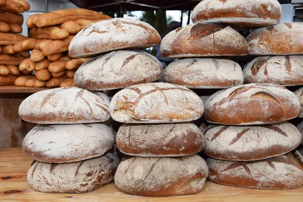 Taze somun somun büyük Piramidi