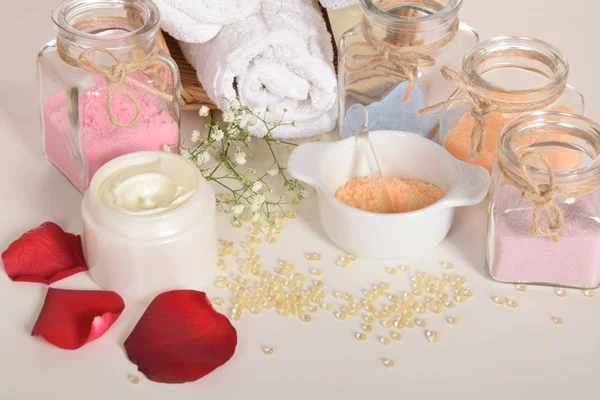 Yıkanmak için çiçek tuz