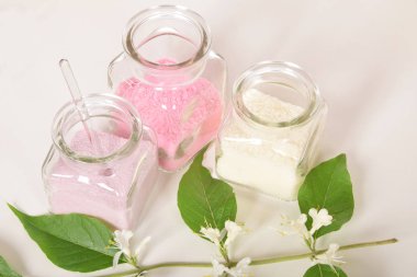 Yıkanmak için meyve tuzları