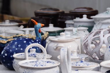 Meyve ve çiçekler için kil mavi horoz