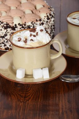 kahve krema ve çikolata ve kahve krem ca ile