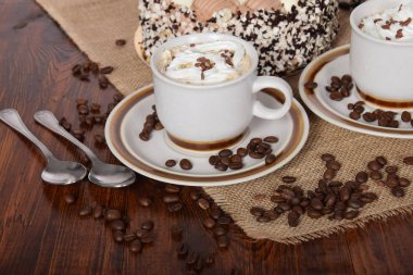 kahve krema ve çikolata ve kahve krem ca ile