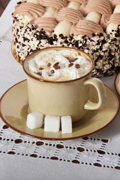 Coffee with whipped cream and chocolate and coffee with cream ca — Stock Photo, Image