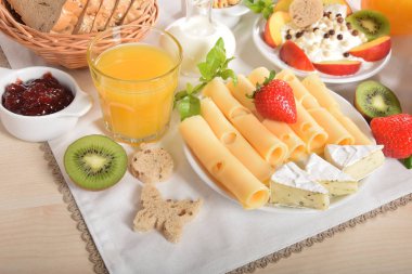 Genç çocuklar için bir iştah açıcı Kahvaltı