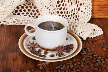 Yetişkin kahvaltıda tatlı siyah kahve