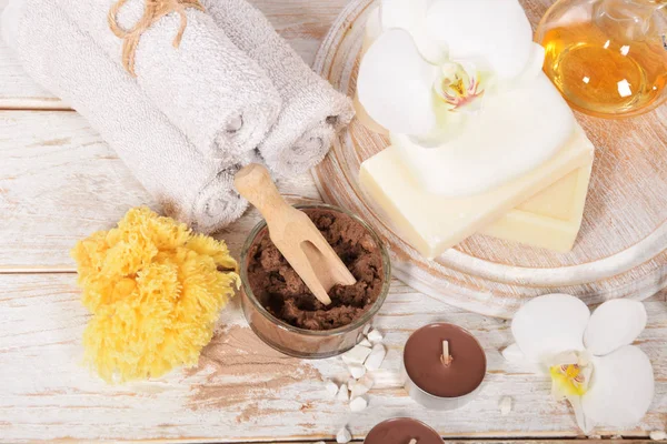 chocolate mud for body and face with lemon  with place for tekst