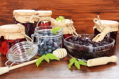 Mavi Ev yapımı reçel şeker ve bal kış col için iyi