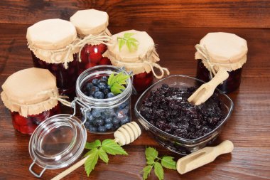 Mavi Ev yapımı reçel şeker ve bal kış col için iyi