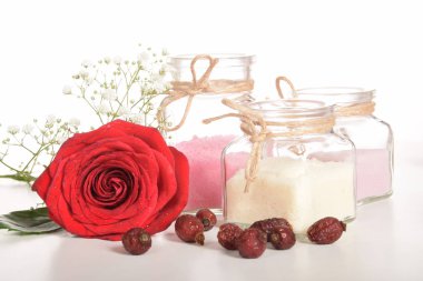 rahatlatıcı banyo için çiçek tuzları