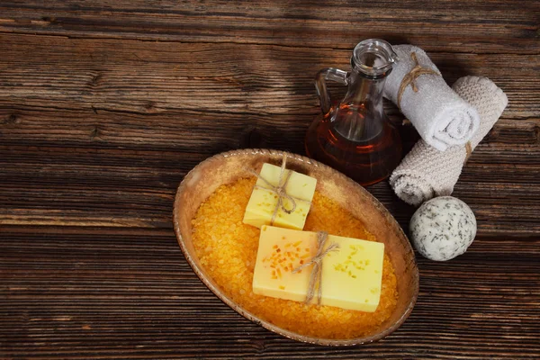 Argan 油为身体, 浴球, 手工麝香肥皂, 白色 — 图库照片