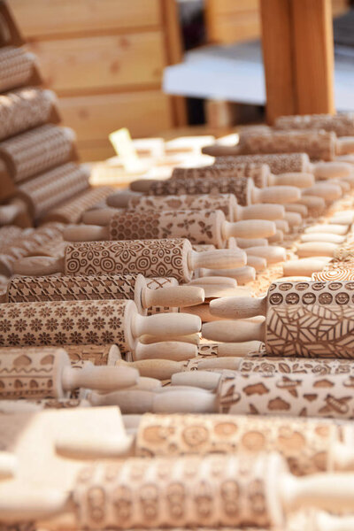 Деревянные валы для качения теста для макарон или печенья в резной р
