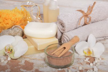 ev spa, mumlar, ponza, doğal sabun, bir yüz maskesi yapmak için kuru toz,