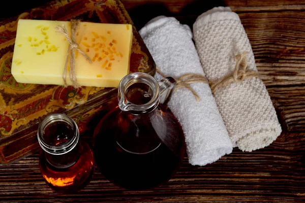 Piżmowy Zapach Mydła Oleju Arganowego Dla Ciała Czyste Ręczniki — Zdjęcie stockowe