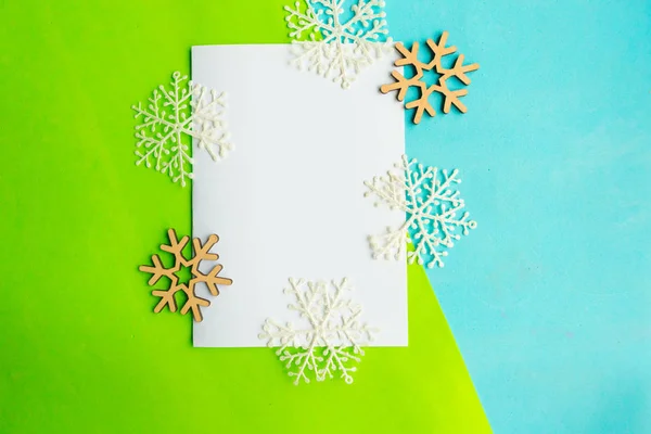 White Mockup Blank Christmas Decorations Bright Blue Green Background Flat — Stock Photo, Image