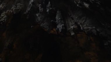 Batu mağaraları, Malezya sarkıt ve dikitler, mağara ve tapınak aydınlatma ile iç gördüm