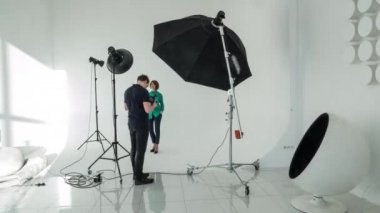 Timelapse fotoğrafçı ve studio çalışma modeli
