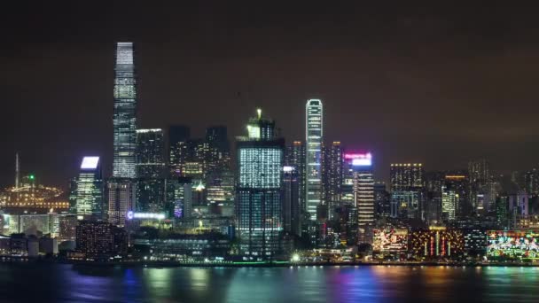 Timelapse Hong Kong oświetlony w nocy — Wideo stockowe