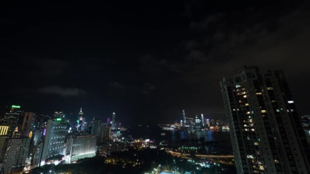 Zeitraffer von Hongkong in der Nacht — Stockvideo