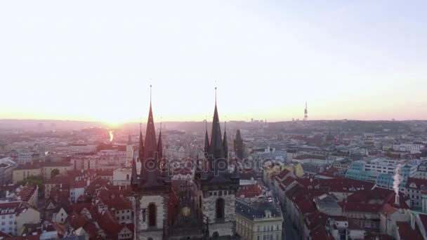 Flygfoto över gamla centrum av Prag, Tjeckien — Stockvideo