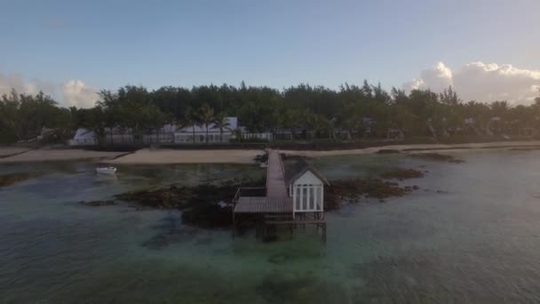 Widok z lotu ptaka tropical resort i Wyspa panoramy, Mauritius — Wideo stockowe