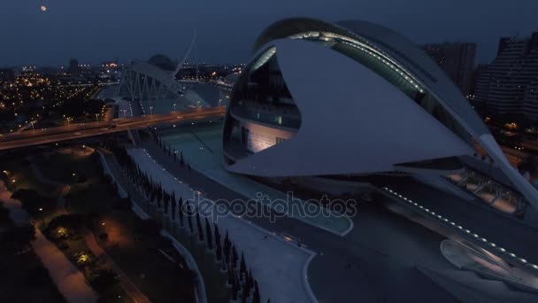 Nattflygande stadsbild i Valencia — Stockvideo