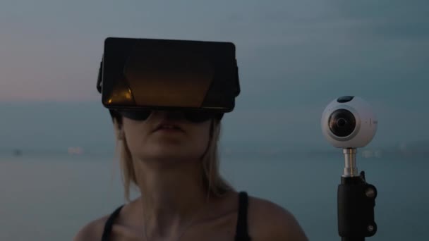 Съемка 360 градусов видео для устройств виртуальной реальности — стоковое видео
